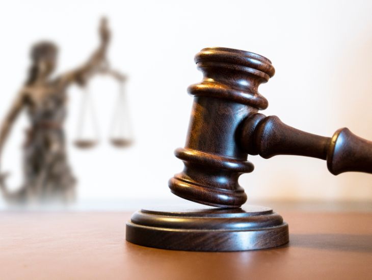 Rechtsschutz speziell für Honorarärzte